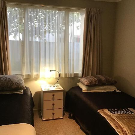 Airport Stableford B&B Крайстчёрч Номер фото
